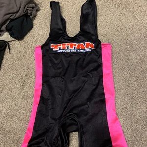 Titan Fitness singlet